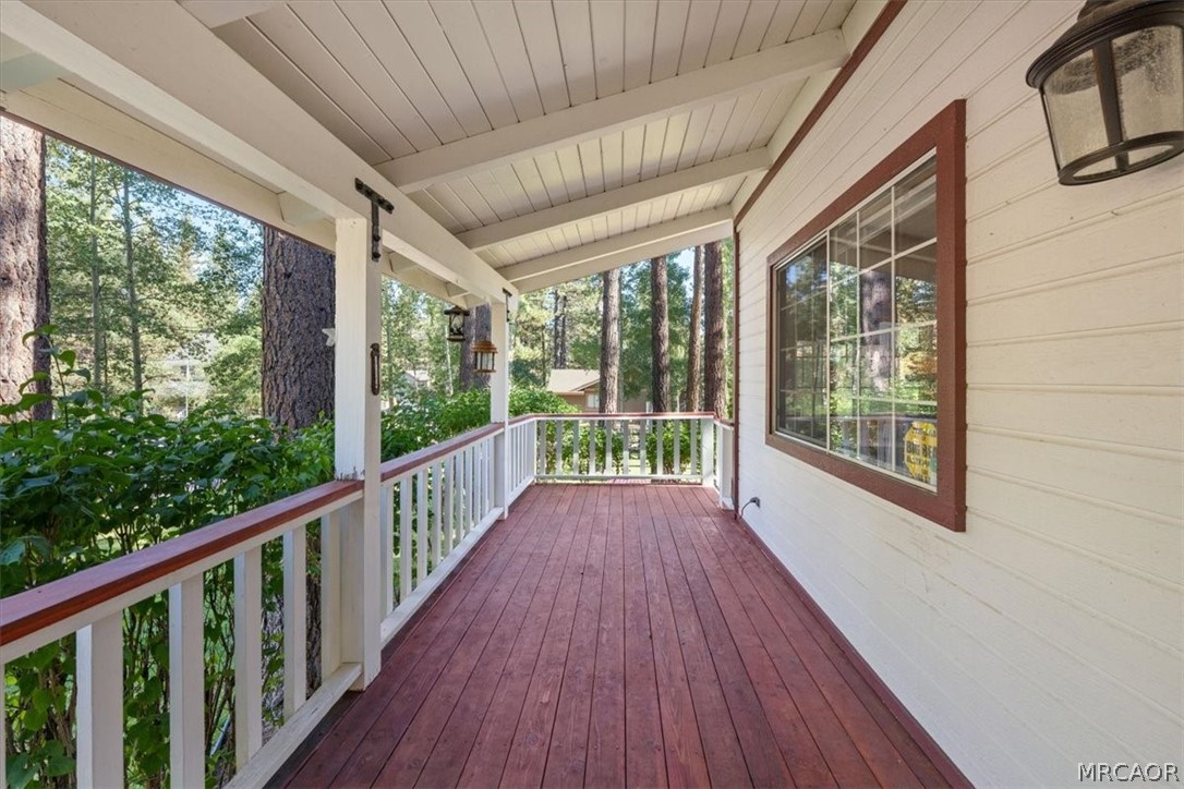 416 Pineview Drive Property Photo 4