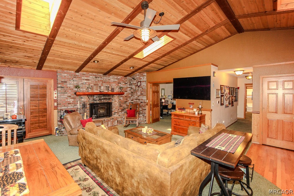 401 Pintail Drive Property Photo 6
