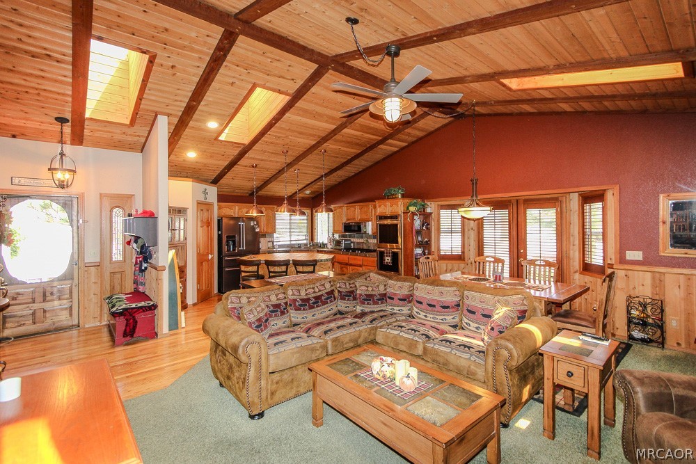 401 Pintail Drive Property Photo 8