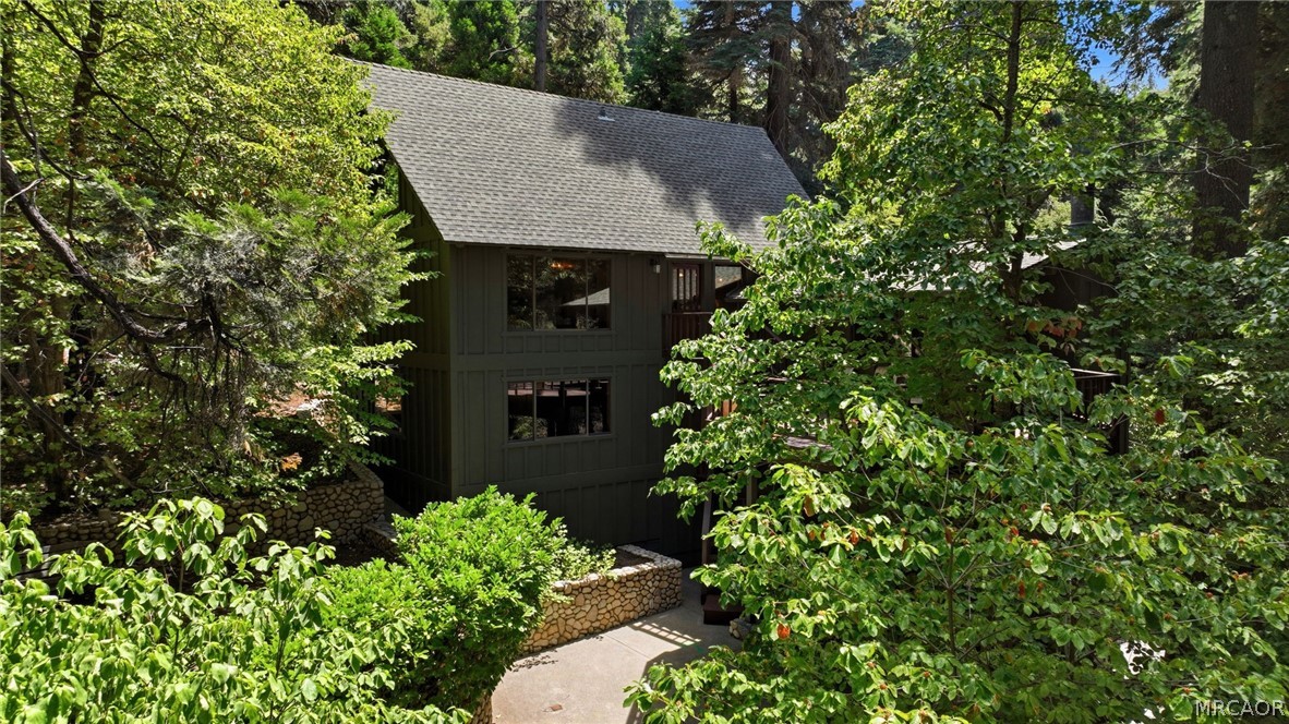 745 Kuffel Canyon Road Property Photo 4