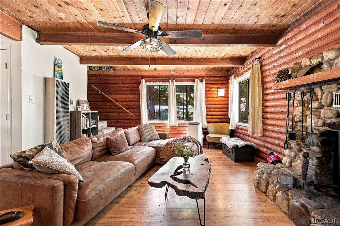 2673 Soutar Drive Property Photo 5