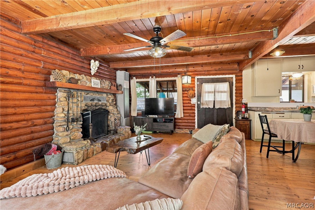 2673 Soutar Drive Property Photo 8