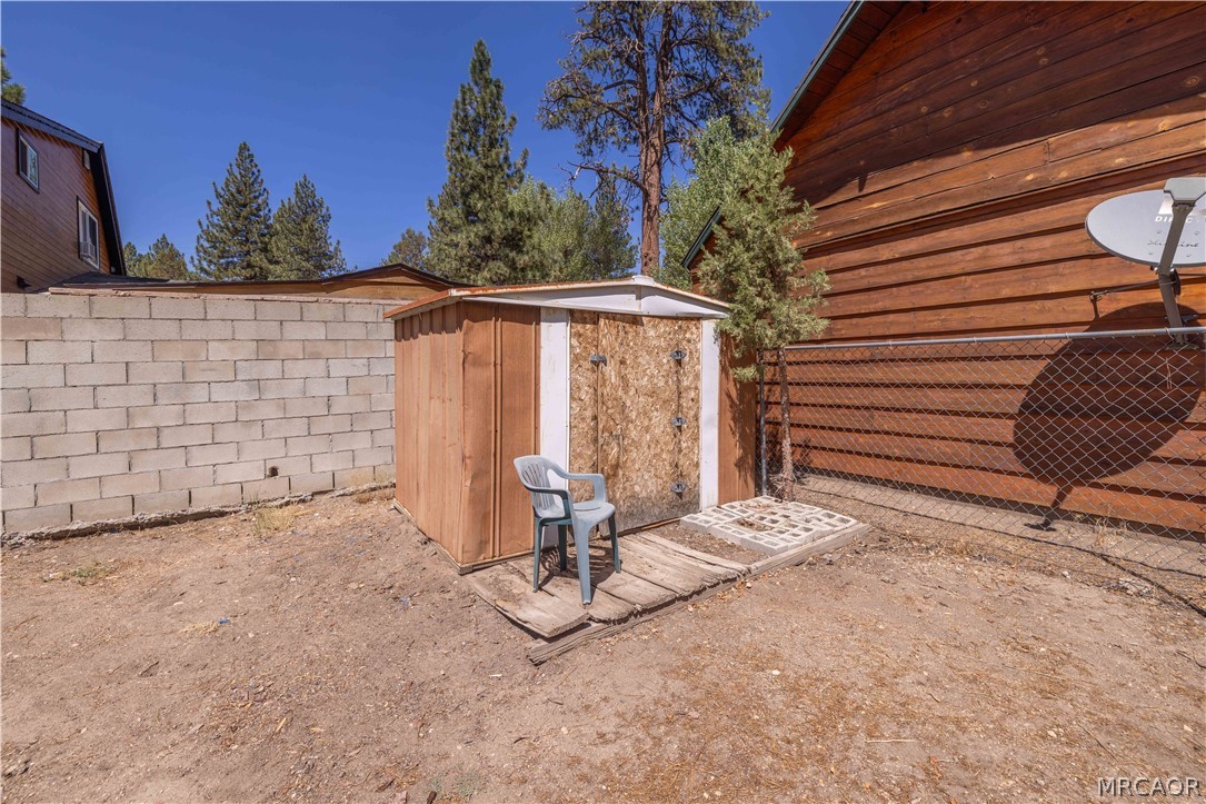 1029 North Sierra Avenue Property Photo 29