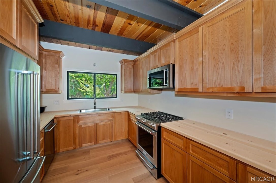 359 John Muir Road Property Photo 10