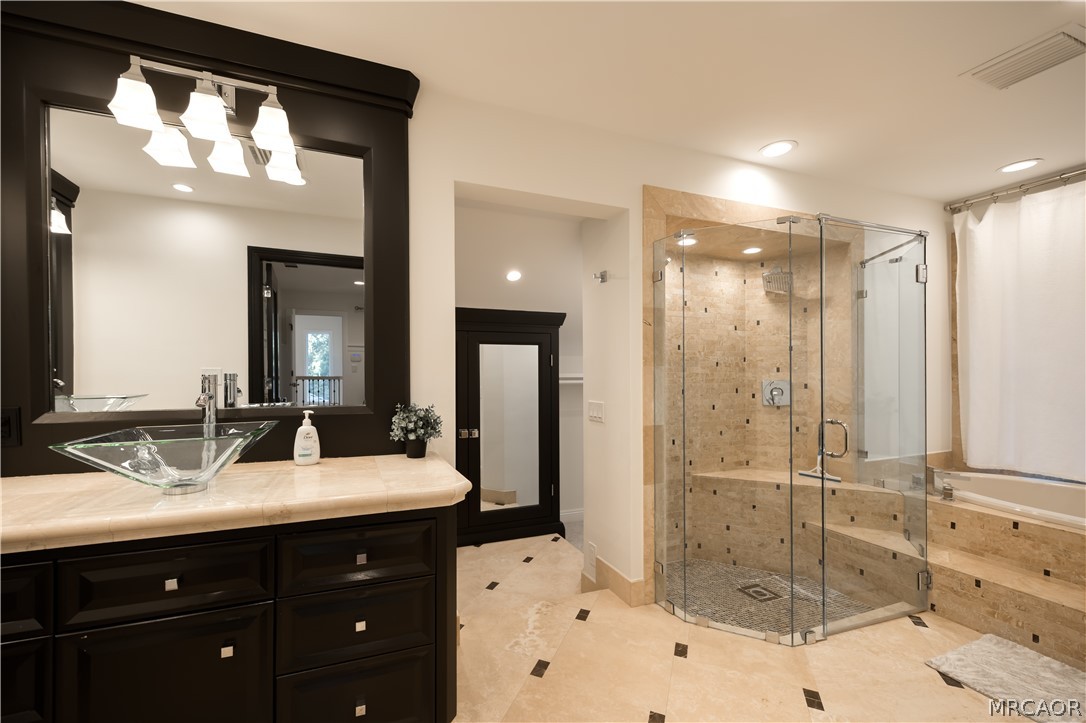 27598 Meadow Bay Drive Property Photo 44