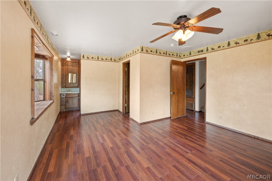 1172 Or 1160 1/2 Mound Street Property Photo 4