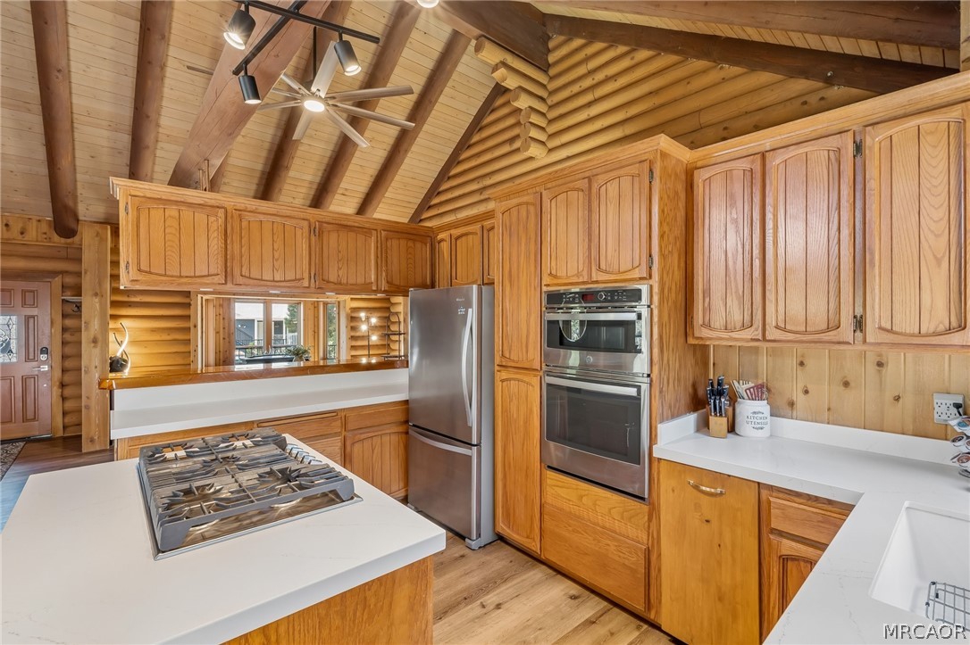 38595 Talbot Drive Property Photo 16