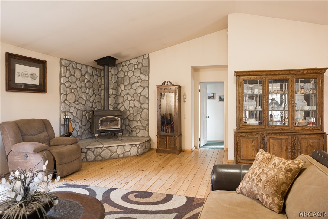 46531 Arastre Road Property Photo 17