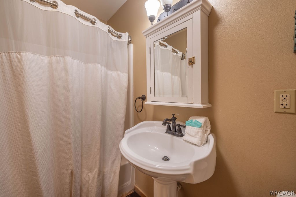 630 Summit Boulevard Property Photo 41