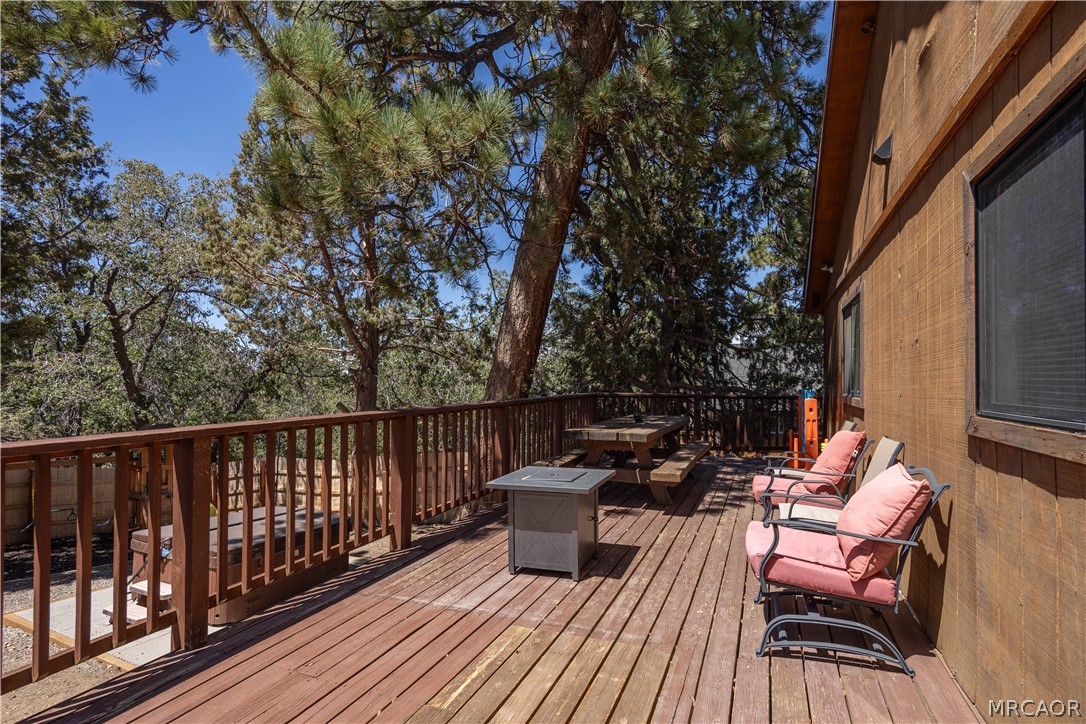 630 Villa Grove Avenue Property Photo 33
