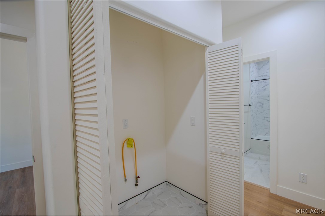 305 East Angeles Boulevard Property Photo 40