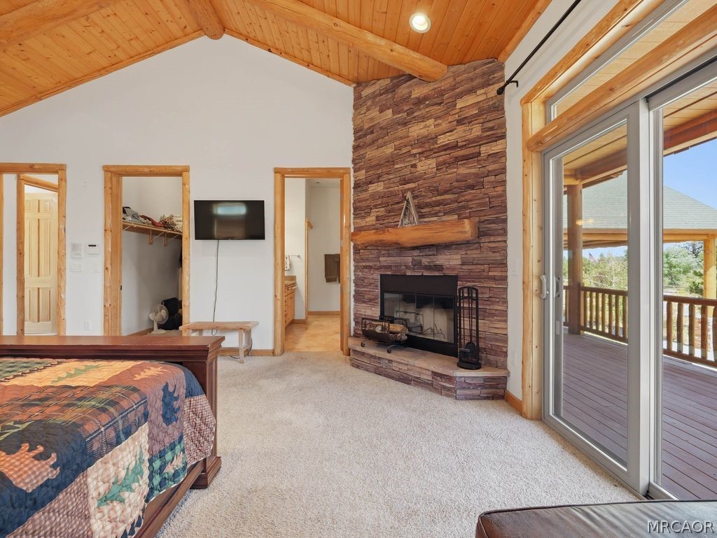 1099 Heritage Trail Property Photo 23