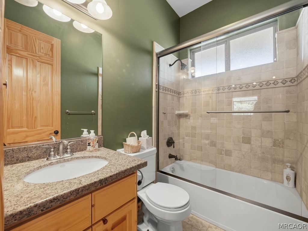 1099 Heritage Trail Property Photo 30