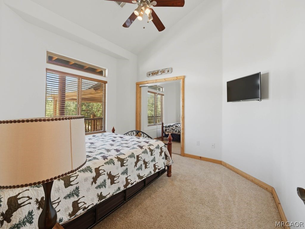 1099 Heritage Trail Property Photo 31