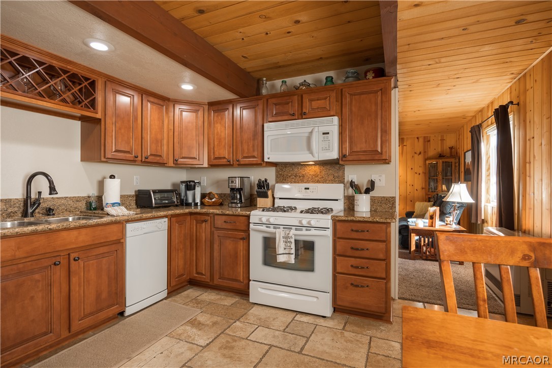 188 Imperial Avenue Property Photo 22