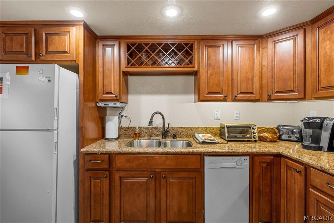 188 Imperial Avenue Property Photo 23