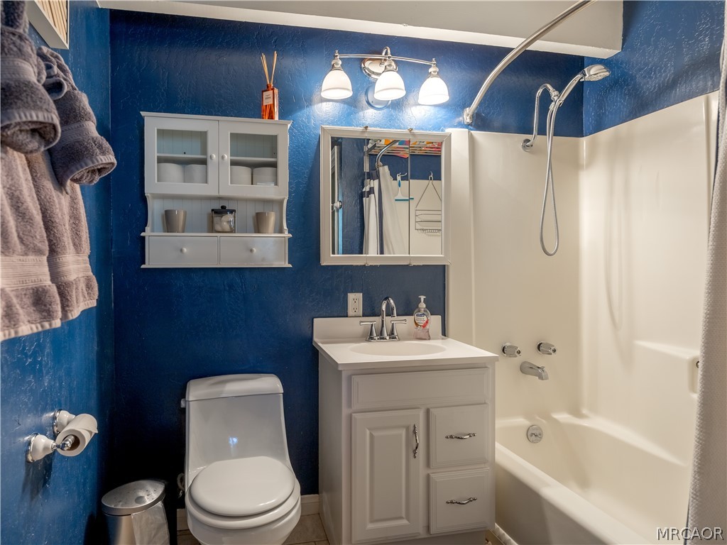 188 Imperial Avenue Property Photo 40
