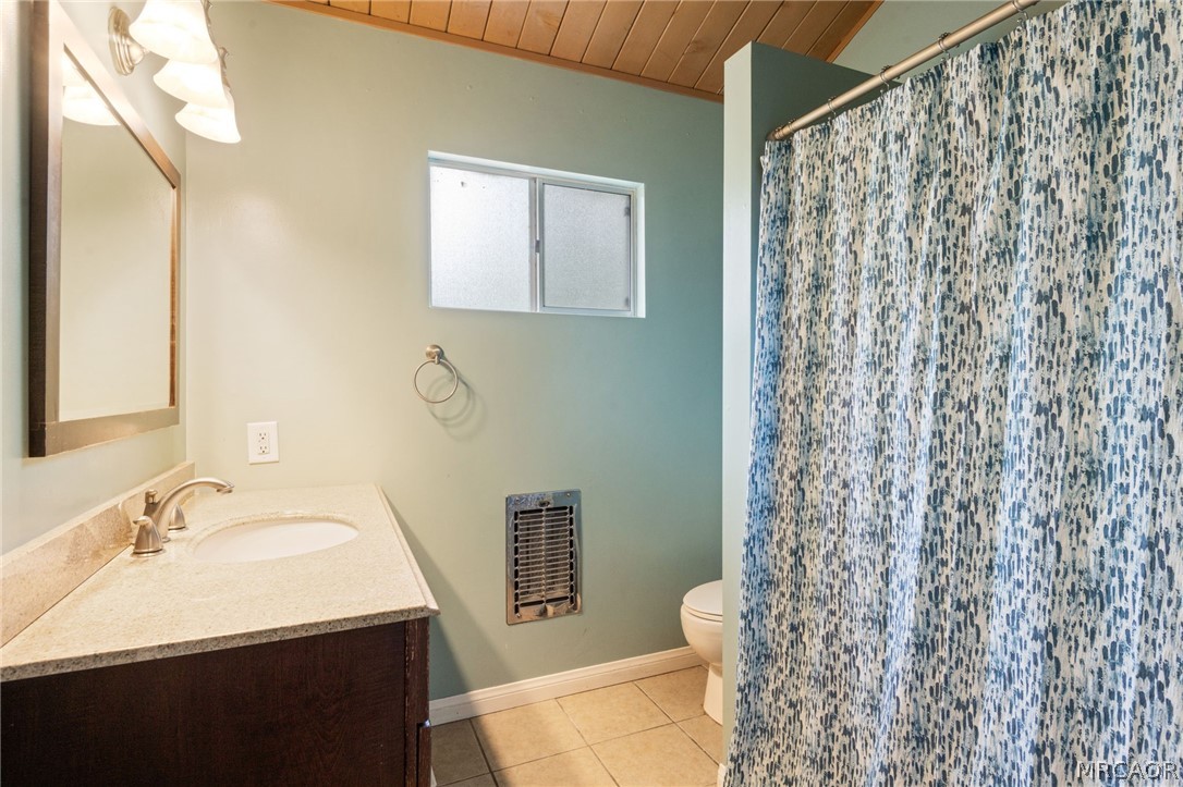 39038 Bayview Lane Property Photo 28