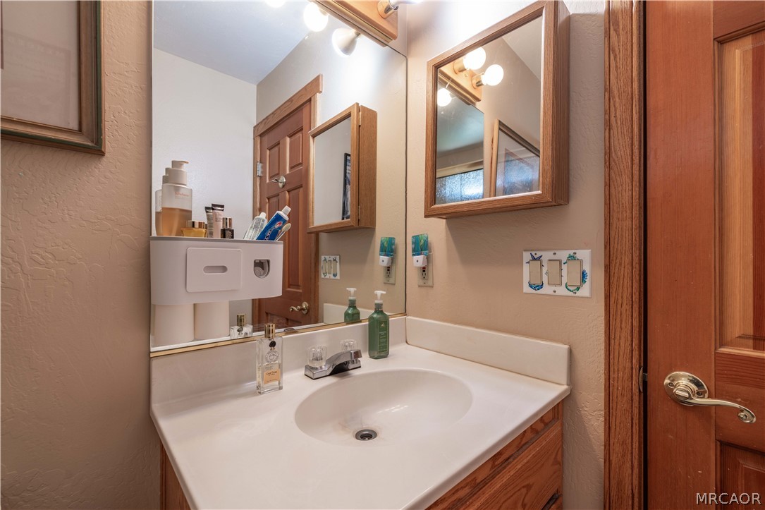 1325 East Big Bear Boulevard Property Photo 13
