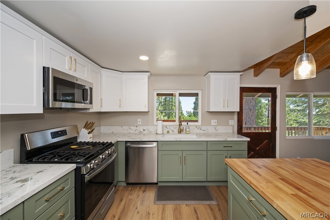 2418 Spring Oak Drive Property Photo 15