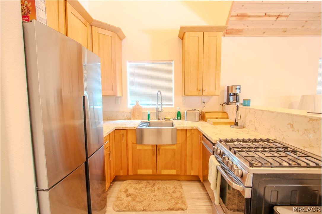 257 Imperial Avenue Property Photo 10