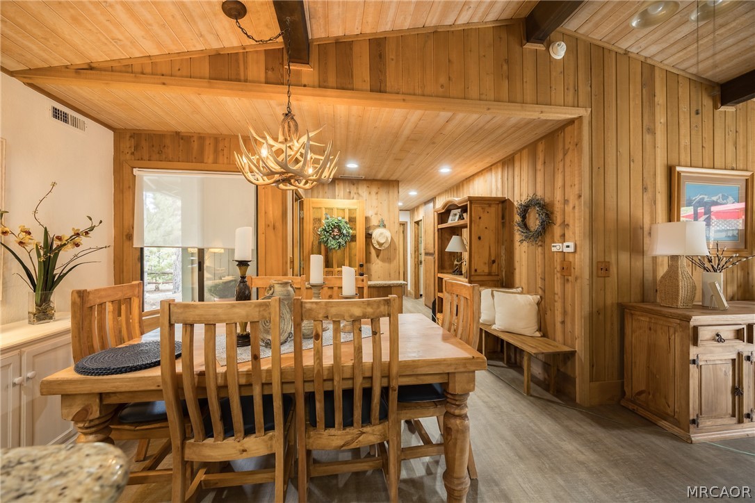 824 Mountain Lane Property Photo 30