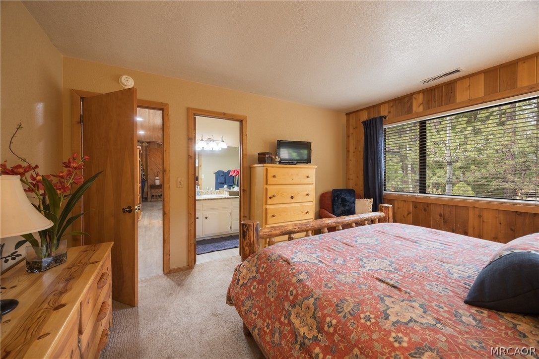 824 Mountain Lane Property Photo 41