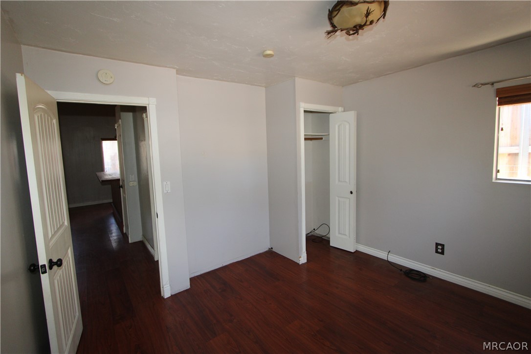 594 Lakewood Lane Property Photo 11