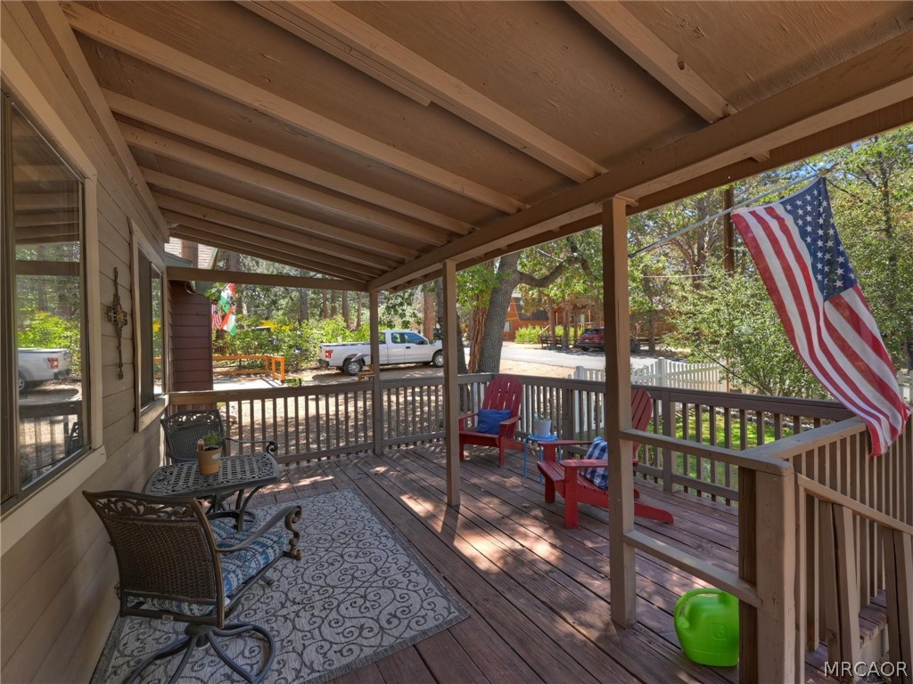 327 Wabash Lane Property Photo 4