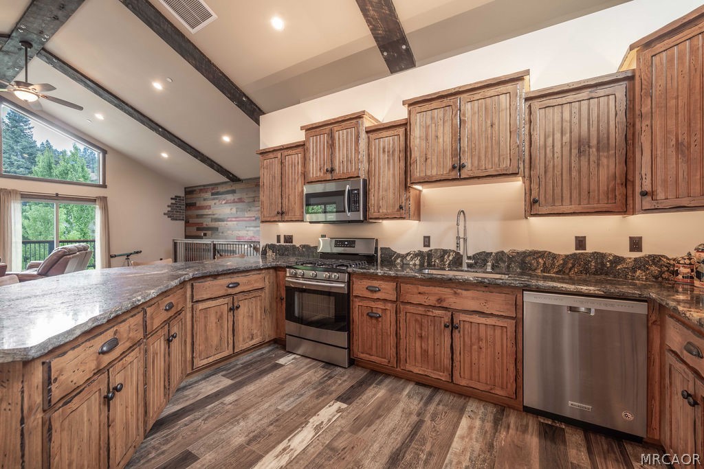 40944 Seneca Trail Property Photo 4