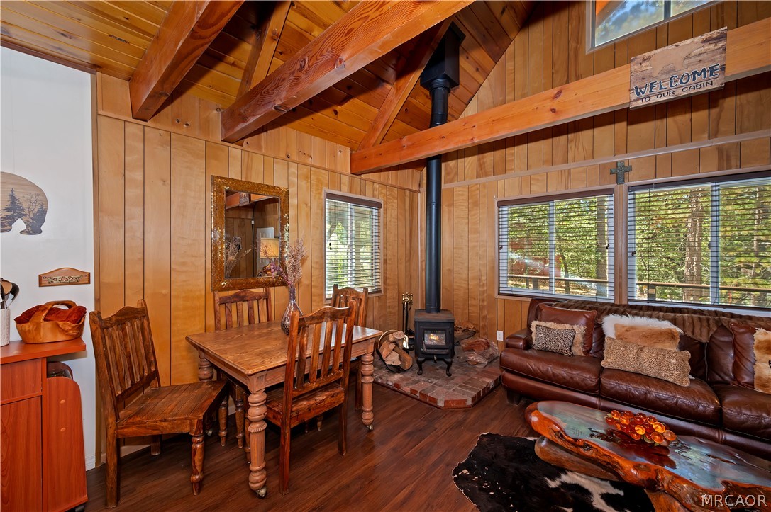 2428 Oak Drive Property Photo 7