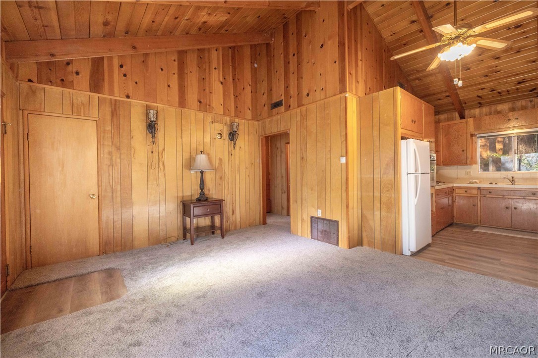 913 Tinkerbell Avenue Property Photo 12