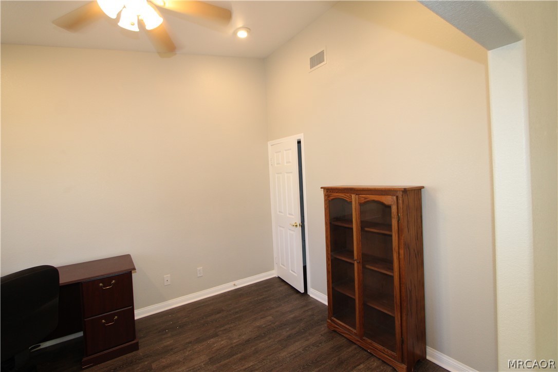1625 Malabar Way Property Photo 7