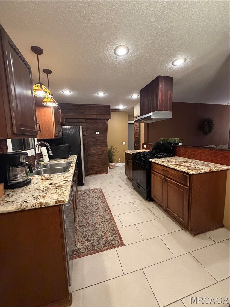 42870 Encino Road Property Photo 4