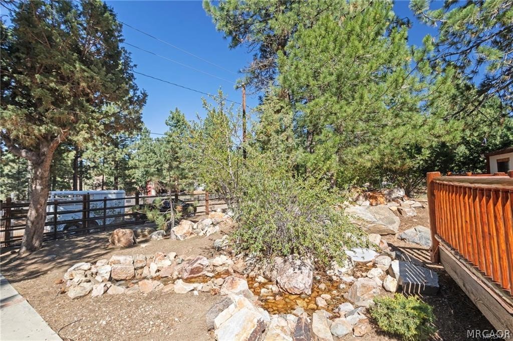 2160 Mariposa Lane Property Photo 6