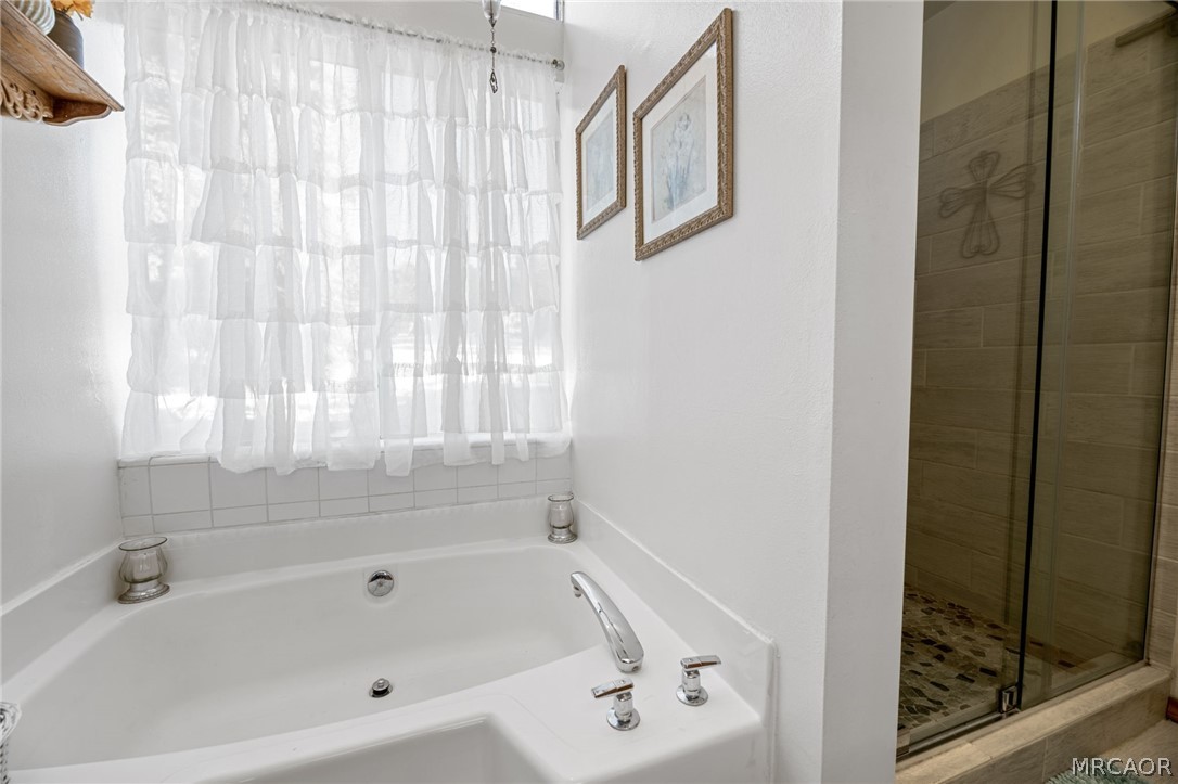 1210 Crestwood Drive Property Photo 24