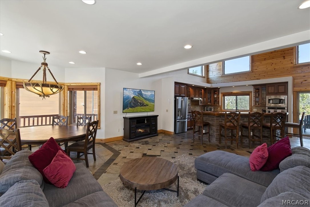 42324 Eagle Ridge Property Photo 9