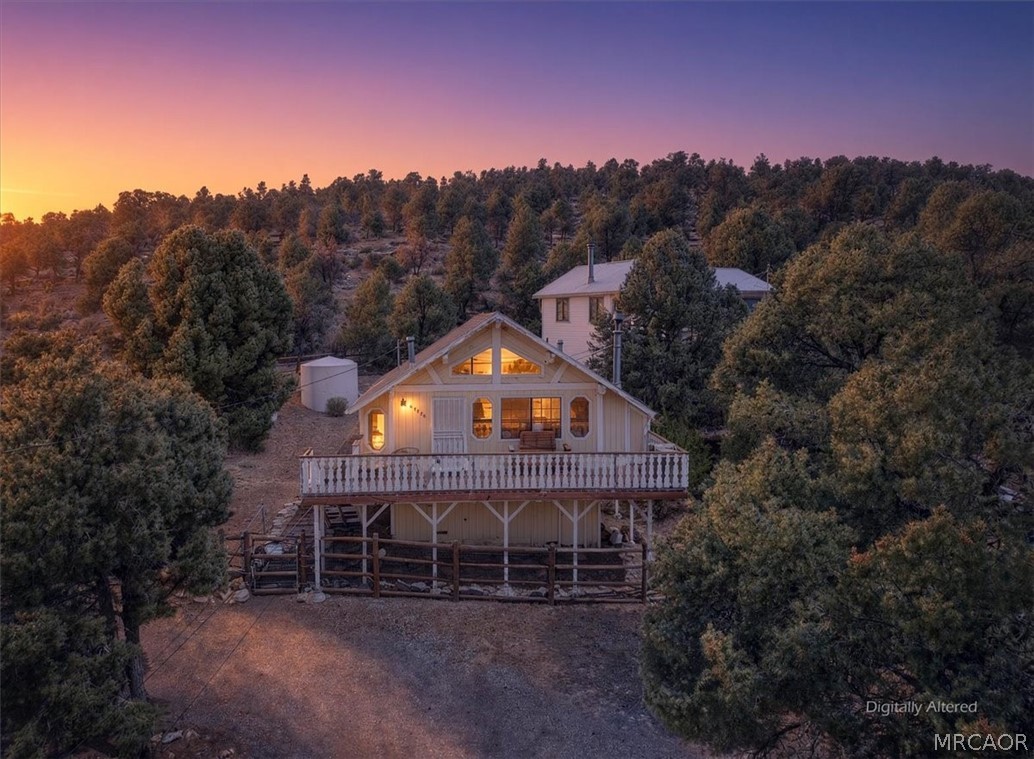 45776 Falling Springs Road Property Photo 1