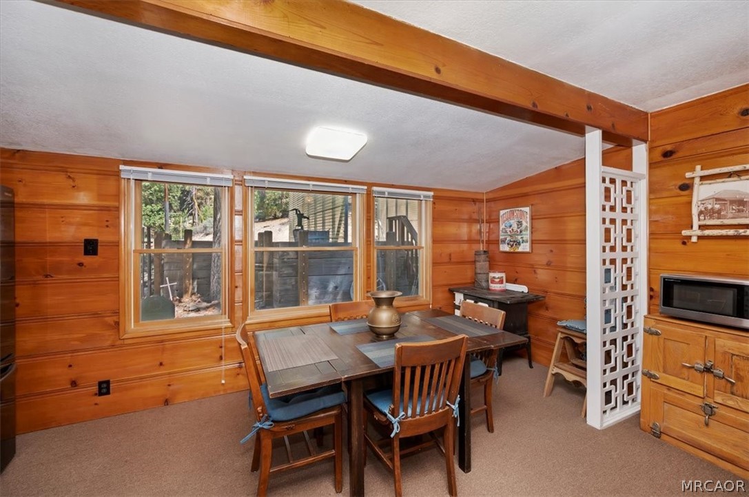 39237 Cedar Dell Road Property Photo 10