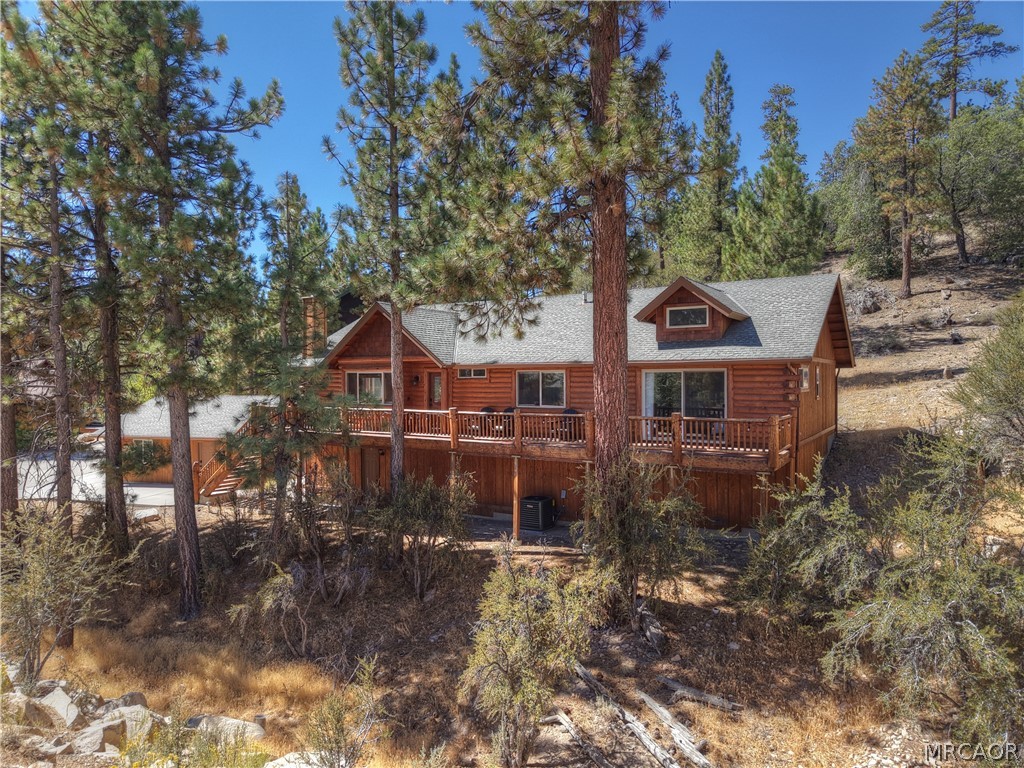 400 Sunrise Way Property Photo 2