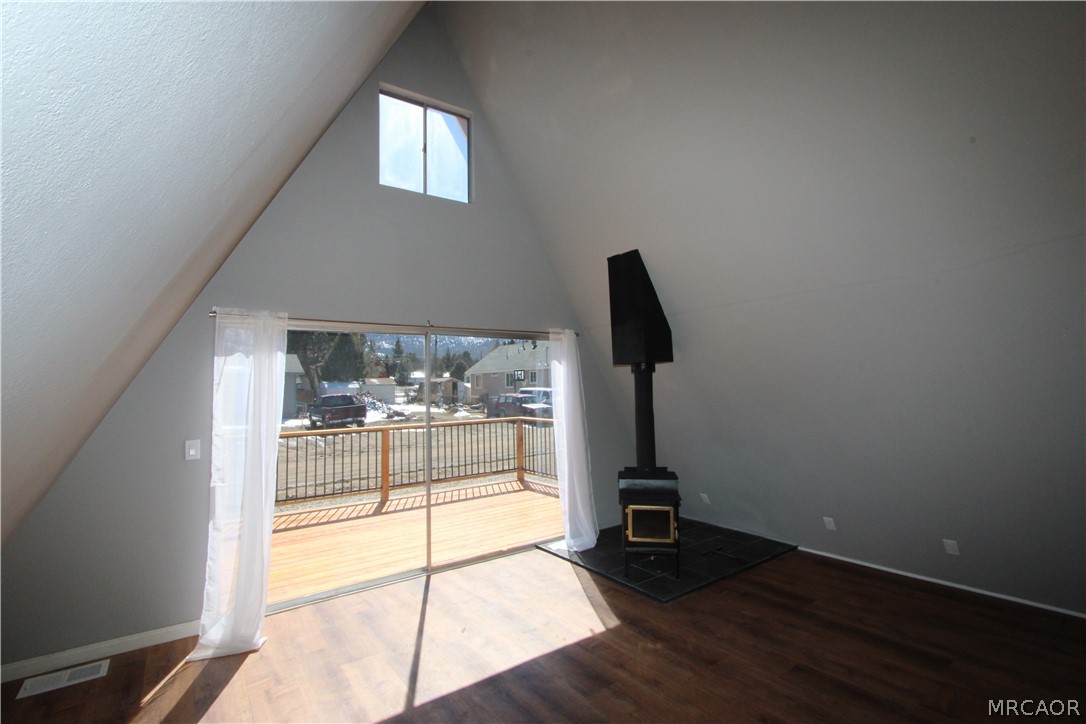 2183 6th Lane Property Photo 3