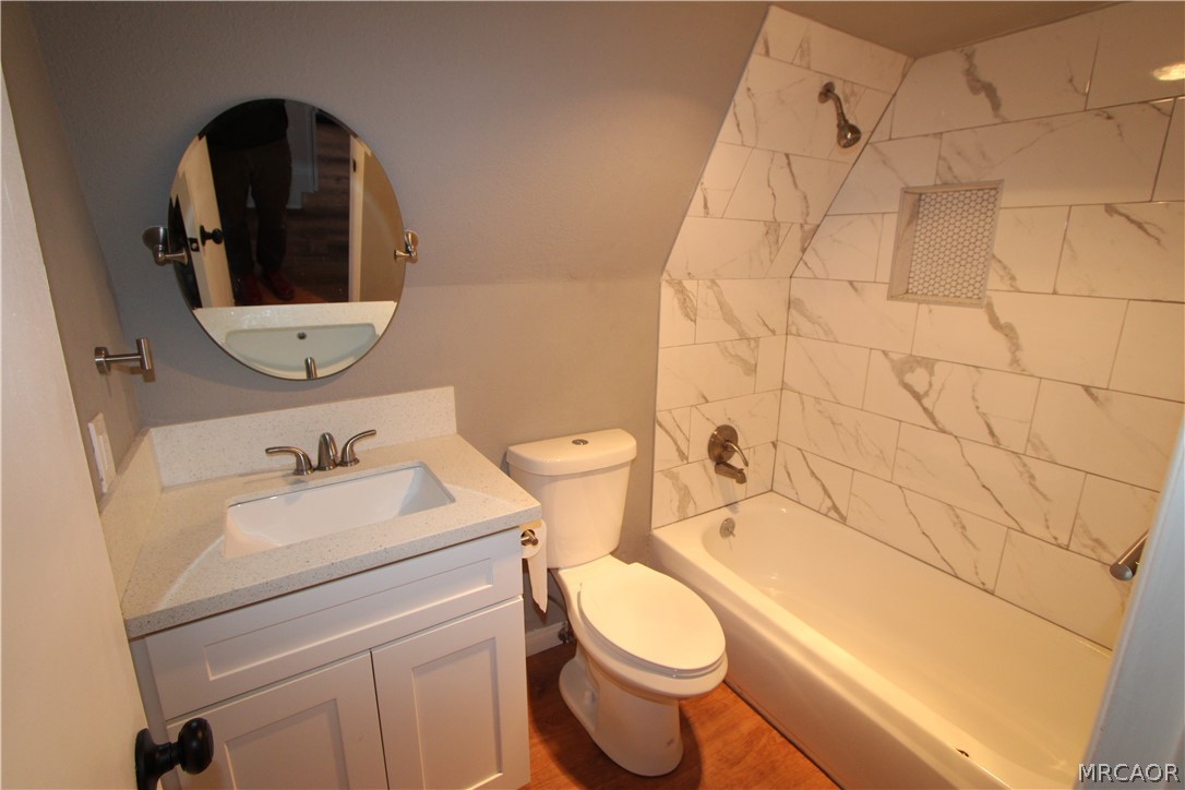 2183 6th Lane Property Photo 11
