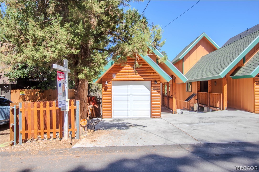 253 Imperial Avenue Property Photo 2
