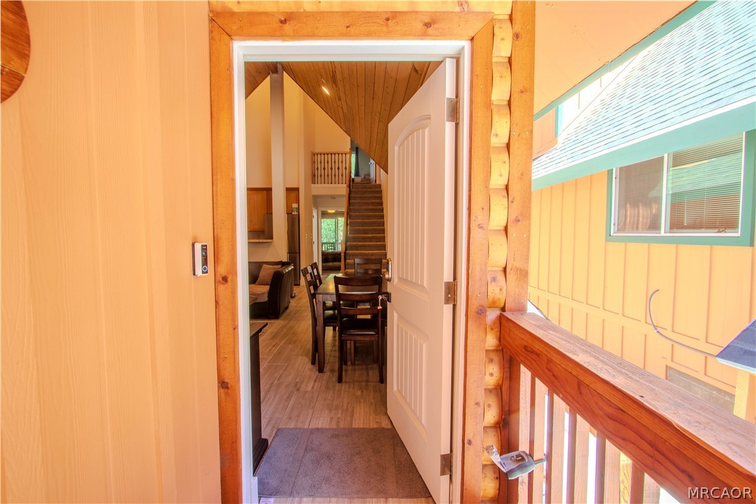 253 Imperial Avenue Property Photo 6