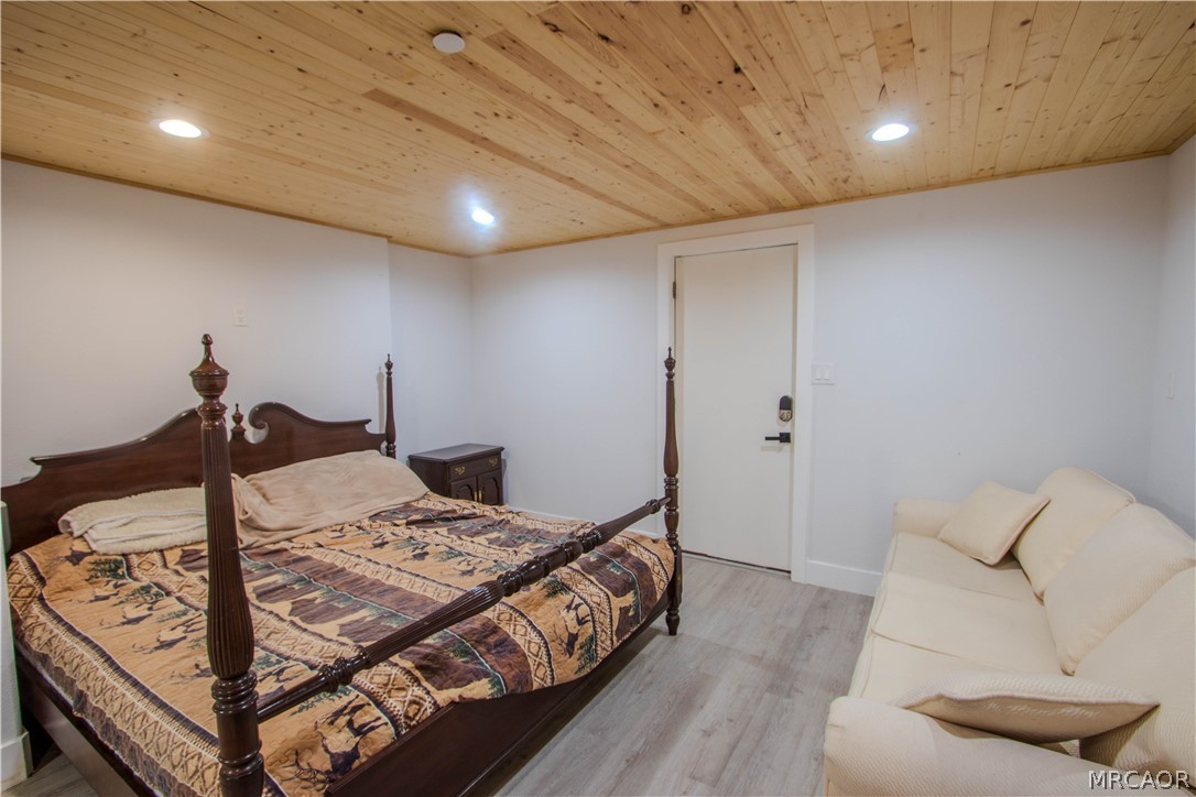 253 Imperial Avenue Property Photo 35