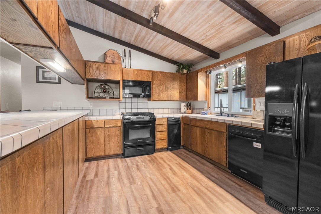 1217 Redwood Drive Property Photo 13