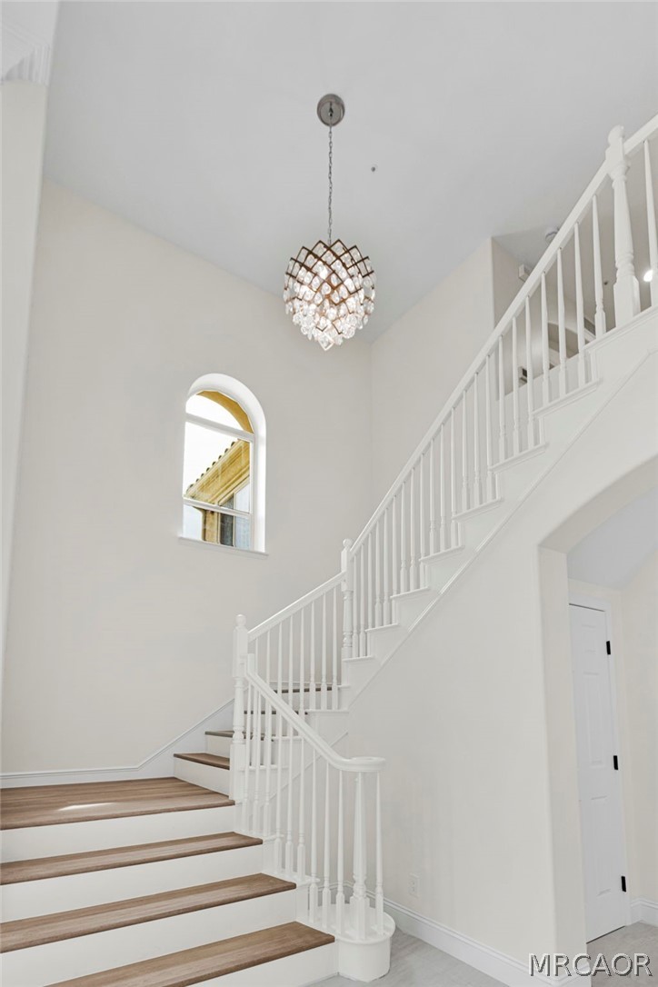 4954 Crestview Place Property Photo 41