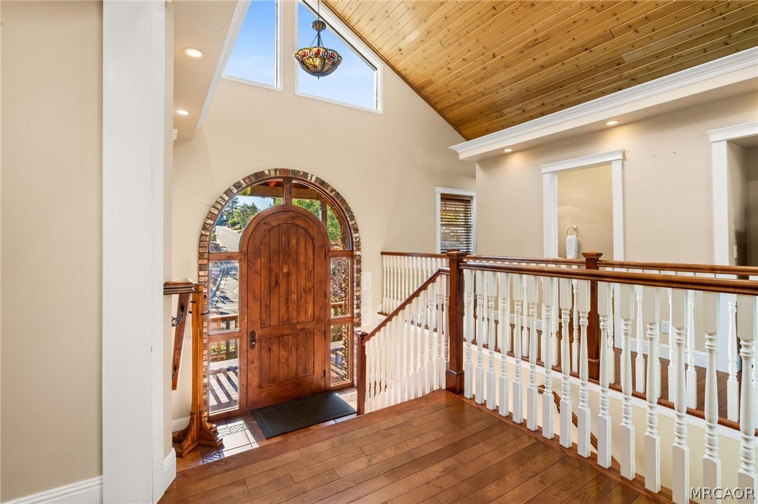241 Orion Way Property Photo 8