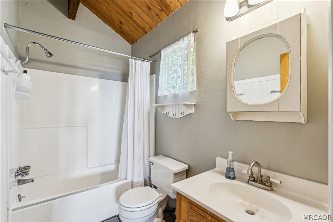2409 Spring Oak Drive Property Photo 12