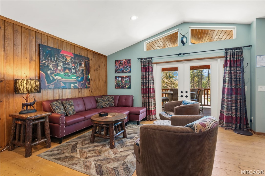 40697 Beaver Lane Property Photo 10